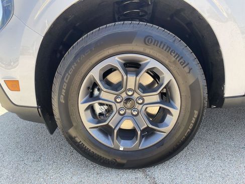 New 2025 Ford Maverick XLT w/ XLT Luxury Package image 33