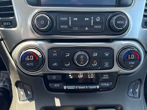 Used 2019 Chevrolet Suburban LT AWD/4WD image 44