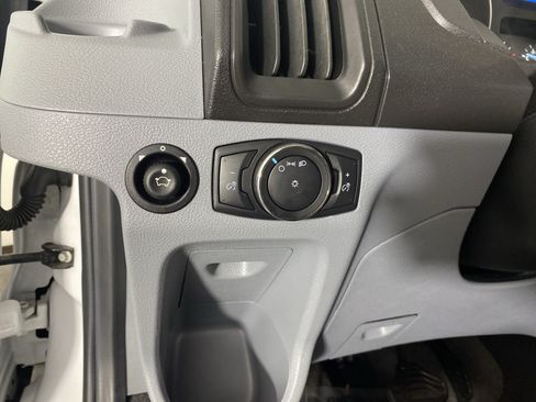 Used 2018 Ford Transit 150 XL RWD image 21