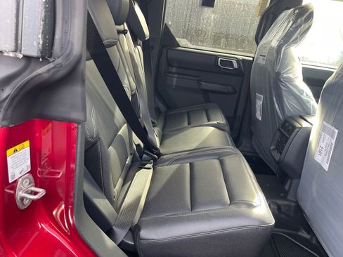 New 2025 Ford Bronco Badlands w/ Sasquatch Package AWD/4WD image 14