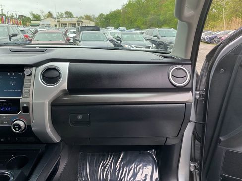 Used 2020 Toyota Tundra SR5 image 28