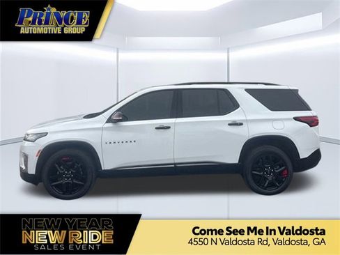 Used 2023 Chevrolet Traverse Premier w/ Redline Edition image 1