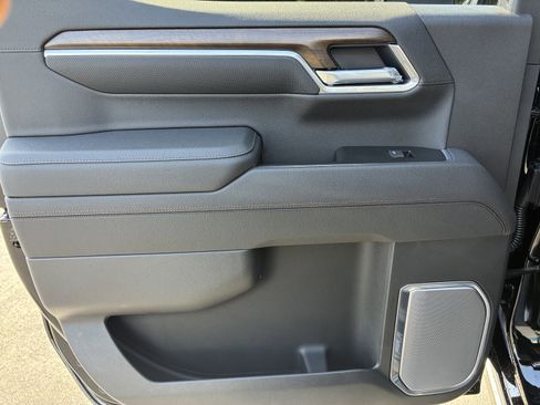 New 2026 Chevrolet Silverado 1500 High Country w/ High Country Premium Package image 18