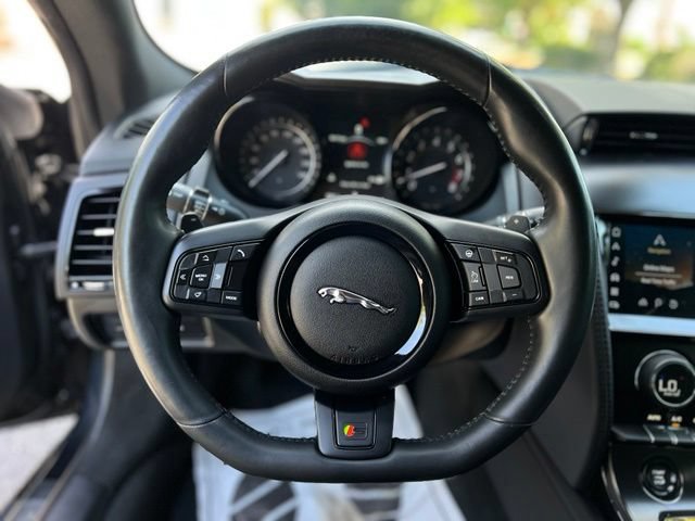 Used 2016 Jaguar F-TYPE S AWD/4WD image 19