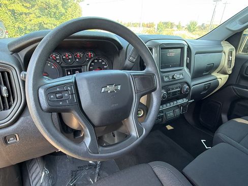 Used 2024 Chevrolet Silverado 1500 Custom Trail Boss w/ LPO, Dark Essentials Package AWD/4WD image 25