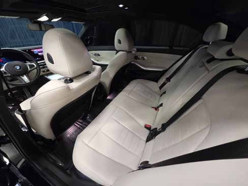 Used 2023 BMW 330i xDrive Sedan w/ M Sport Package image 32