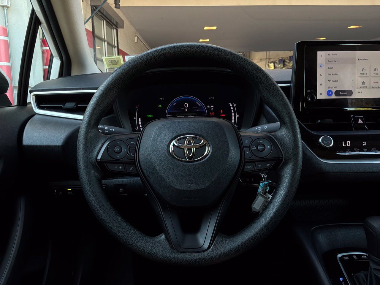 Used 2026 Toyota Corolla LE FWD image 34
