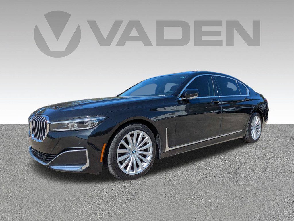 Used 2020 BMW 740i w/ Premium Package RWD image 2