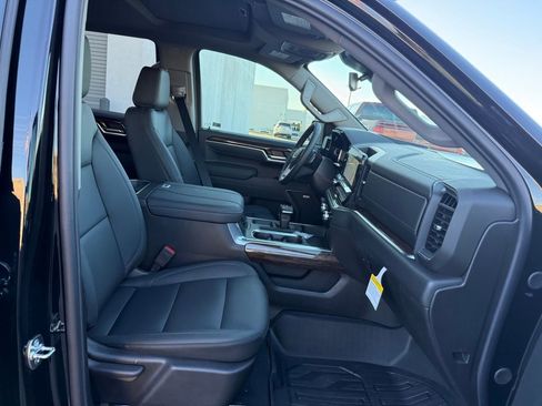 New 2026 GMC Sierra 1500 Elevation w/ Elevation Premium Package image 12