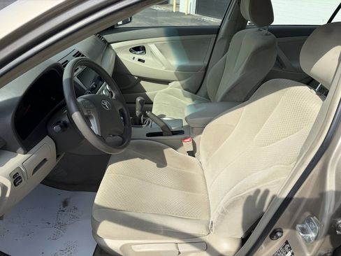 Used 2009 Toyota Camry FWD image 10
