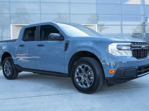 Used 2023 Ford Maverick XLT image 3