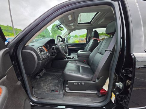 Used 2008 Chevrolet Silverado 3500 LTZ AWD/4WD image 33