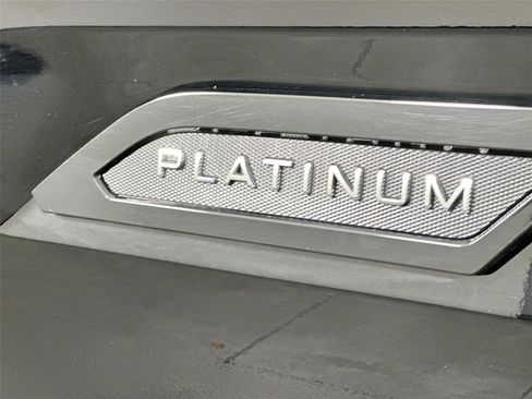 Used 2024 Toyota Tundra Platinum image 11