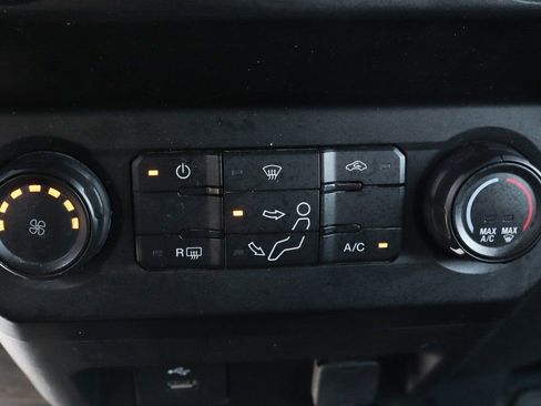 Used 2022 Ford F250 XL w/ Power Equipment Group image 36