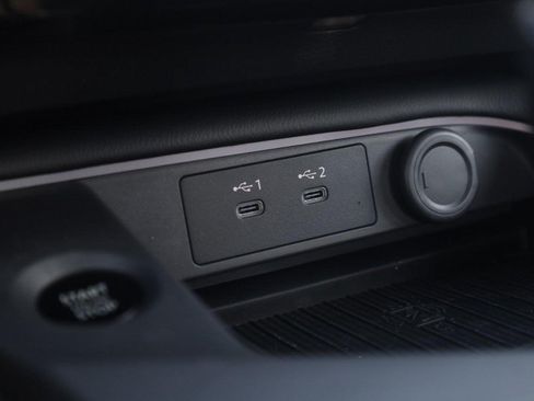 New 2026 Nissan Sentra SV w/ SV Convenience Package FWD image 17