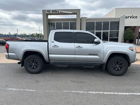 Used 2023 Toyota Tacoma SR5 image 4