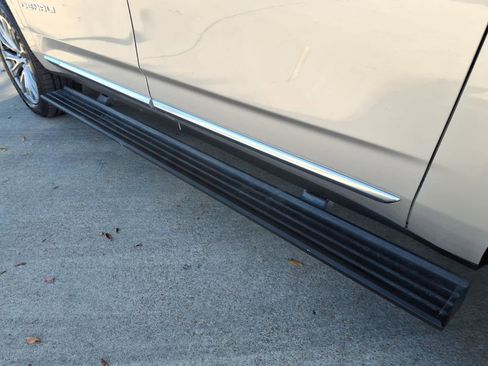 Certified 2021 GMC Yukon XL Denali w/ Denali Premium Package image 25