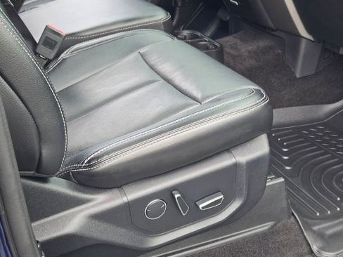 Used 2018 Ford F150 Lariat w/ Equipment Group 501A Mid image 6