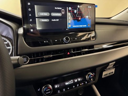 New 2026 Mitsubishi Outlander SE image 14