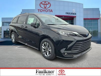 New 2025 Toyota Sienna XLE