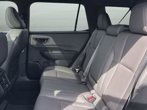 Used 2026 Subaru Outback Limited image 26