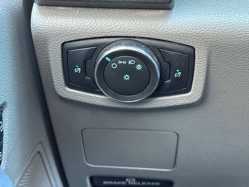 Used 2021 Ford F450 XL w/ Power Equipment Group image 22