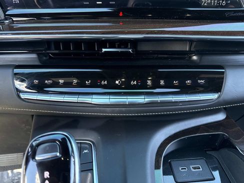 Used 2022 Cadillac Escalade ESV Premium Luxury Platinum w/ LPO, Radiant Package image 32