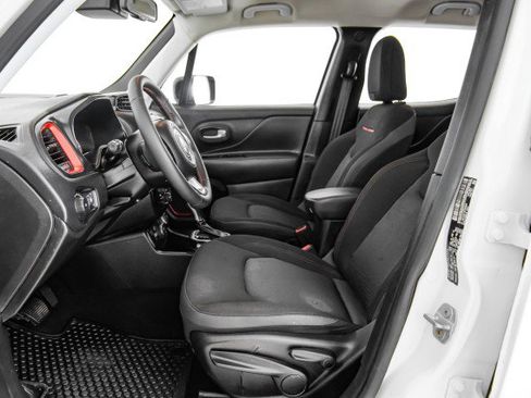 Used 2023 Jeep Renegade Trailhawk image 29