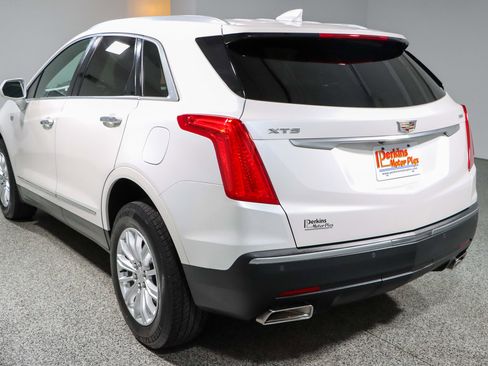 Used 2018 Cadillac XT5 FWD w/ LPO, Wheel Lock Package image 9