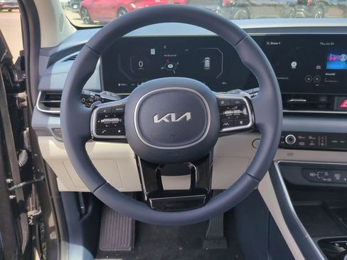 New 2026 Kia Carnival SX FWD image 10