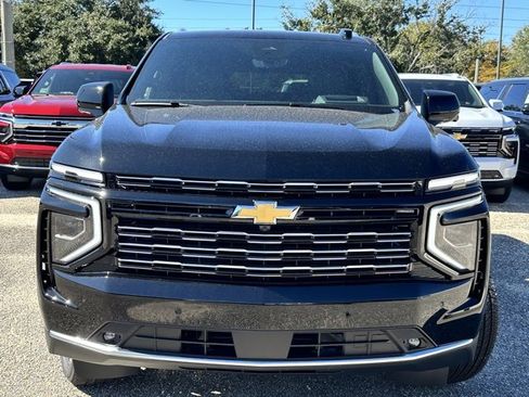 New 2026 Chevrolet Suburban High Country image 2