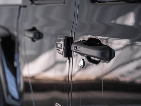 New 2026 Jeep Gladiator Sport image 14