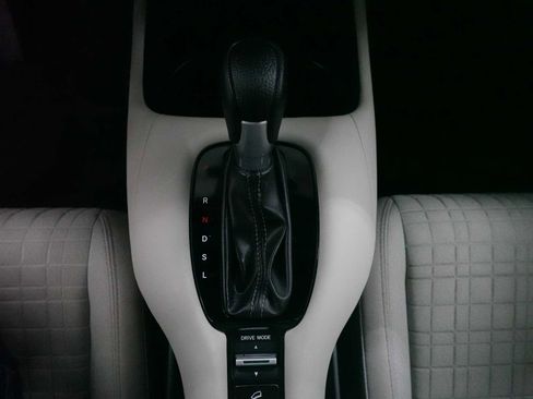 Used 2024 Honda HR-V LX image 22