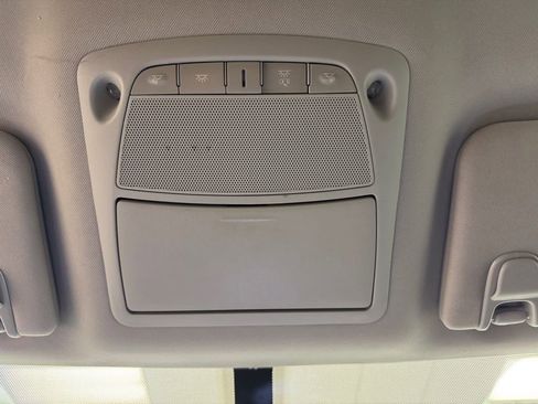 Used 2015 Nissan Murano S image 34