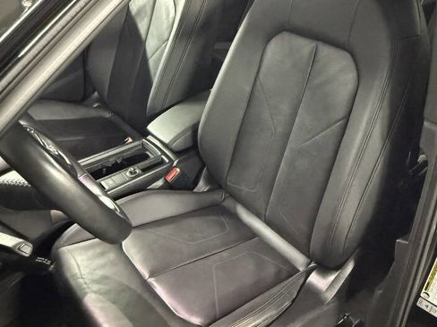 Used 2020 Audi Q3 2.0T Premium w/ Convenience Package image 10