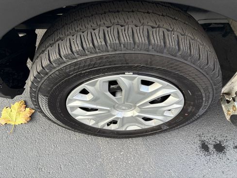 Used 2024 Ford Transit 250 Low Roof w/ Exterior Upgrade Package image 13