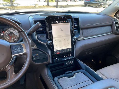 Used 2022 RAM 2500 Limited image 6