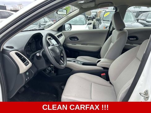 Used 2018 Honda HR-V LX image 9