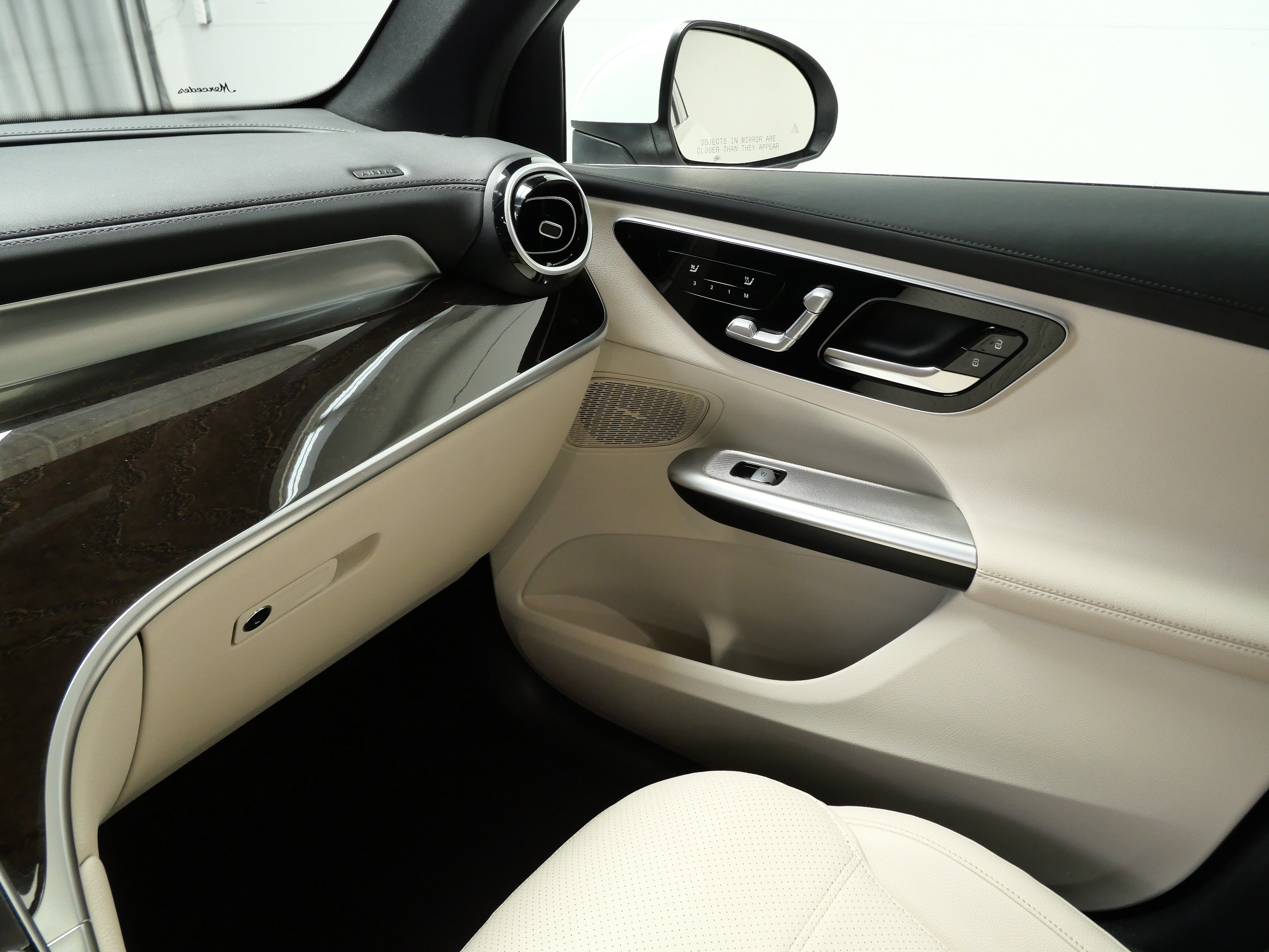 Used 2023 Mercedes-Benz GLC 300 4MATIC image 20