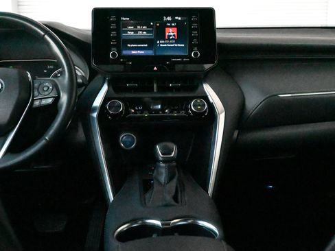 Used 2021 Toyota Venza XLE w/ Softex Package image 33