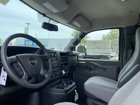 New 2025 Chevrolet Express 3500 Extended w/ Driver Convenience Package RWD image 17