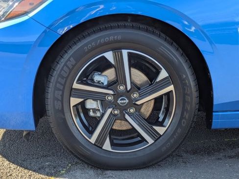 Used 2024 Nissan Sentra SV image 36