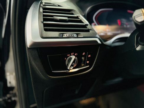 Used 2023 BMW X4 xDrive30i w/ Premium Package image 14