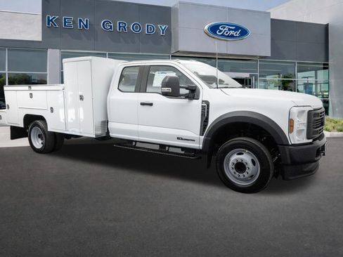 New 2026 Ford F450 XL image 1