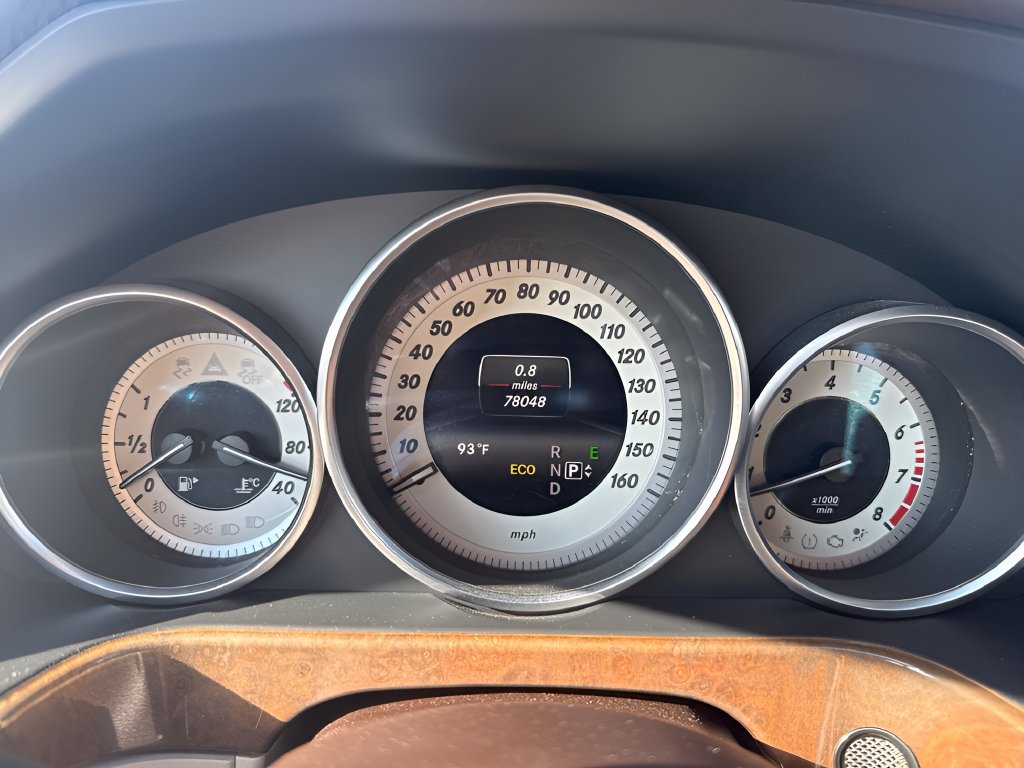 Used 2014 Mercedes-Benz E 350 4MATIC Sedan image 23