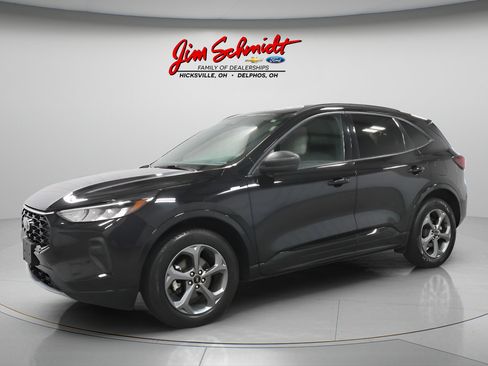 Used 2024 Ford Escape ST-Line AWD/4WD image 1