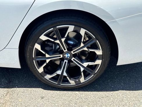 Used 2026 BMW 330i Sedan w/ Premium Package RWD image 14