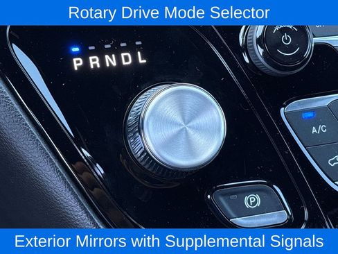 New 2027 Chrysler Pacifica Select FWD image 12