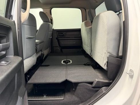 Used 2019 RAM 1500 Express w/ Wheel & Sound Group AWD/4WD image 28