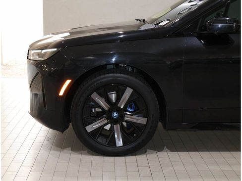 Certified 2024 BMW iX xDrive50 w/ Sport Package AWD/4WD image 4